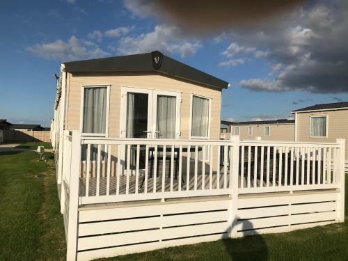 Chy Golyow ( Holiday Home)