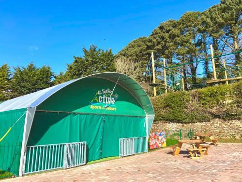 Dog Friendly 6 Berth Static Caravan Newquay