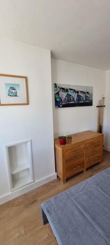 Hidden Gem Near The Beach With Pool Table