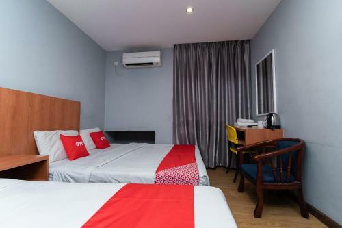 Hotel Oyo 90207 Sir Inn