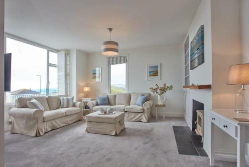 Tamarisk House
