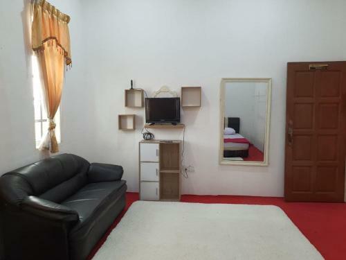 Oyo 90404 Hotel Z Dirgahayu 313
