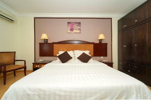 Capital O 89658 Bustani Hotel
