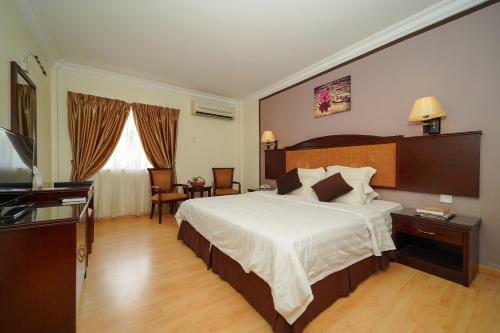 Capital O 89658 Bustani Hotel
