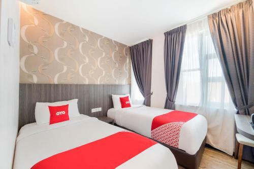 Oyo 89386 Stay 365 Hotel
