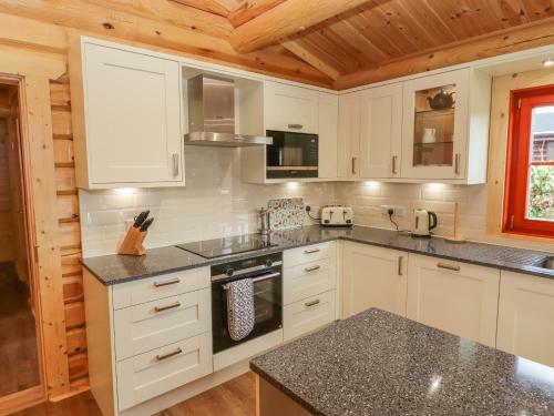 Maple Lodge