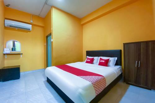 Oyo 90039 Coop Hotel Kangar