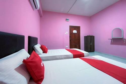 Oyo 90039 Coop Hotel Kangar