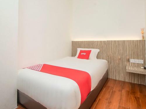 Hotel Oyo 90102 7 Days Lodge