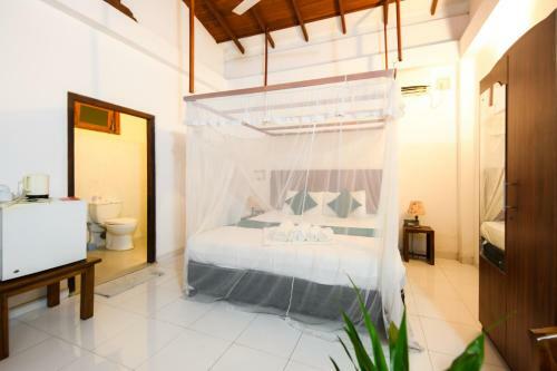 Primetime Hotel