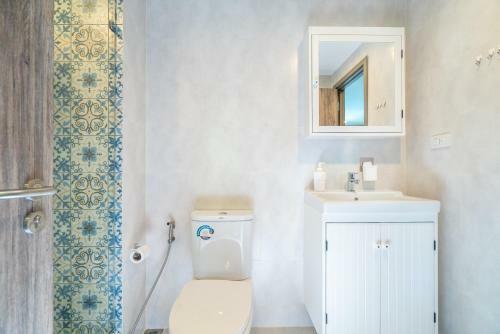 Flowers Apartment Title Residencies - Phuket