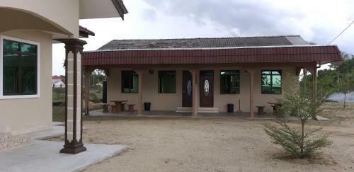 Hostal Faris Homestay