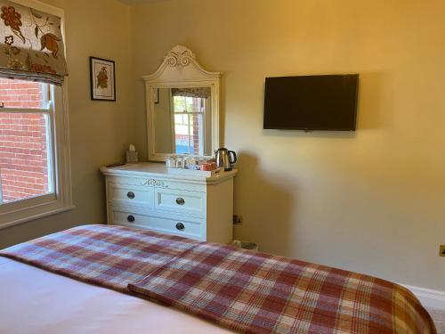 Bed & Breakfast Reymerston Hall