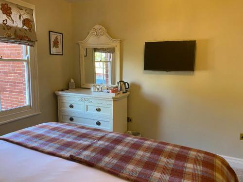 Bed & Breakfast Reymerston Hall