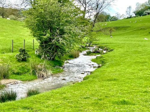 Apartamento Mill Cottage With Waterfall In North Yorkshire