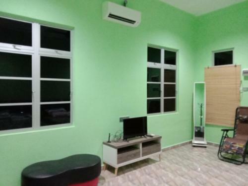 Dyana Inn Transit Rooms