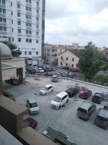 Risqi Apartment Wakaf Che Yeh