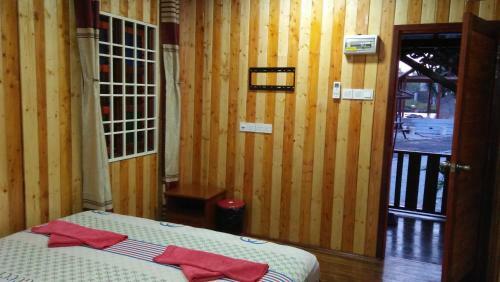 Posada Chalet Kb Wakaf Kayu