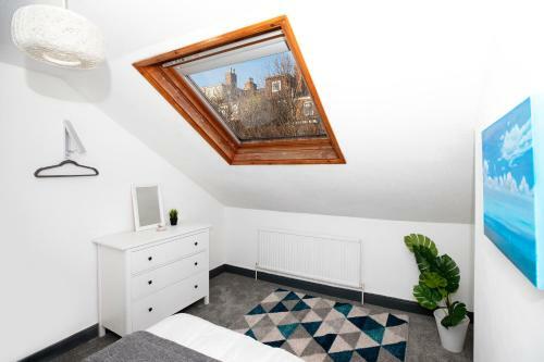 Arthouse - Lovely, Spacious And Elegant 5bed House