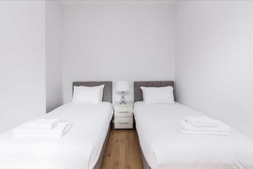 184 Gregory House - Modern And Spacious With Parking