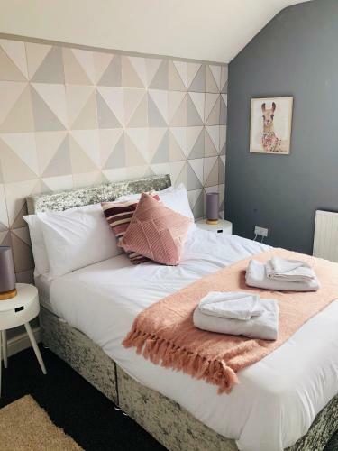 Sherwood Fields Apartment - Spacious, Large And Stylish
