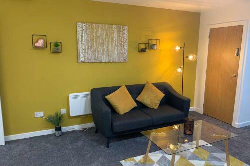 Contemporary 1 Bedroom City Centre Luxury Apartment