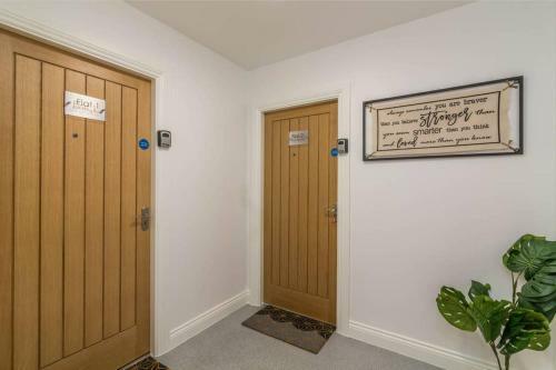 Long Row Apartments In Nottingham City Centre