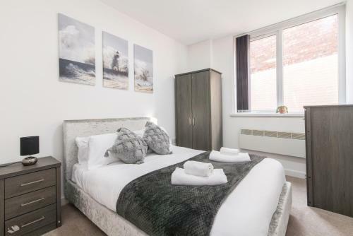2 Bed City Centre Apartment - Roomy