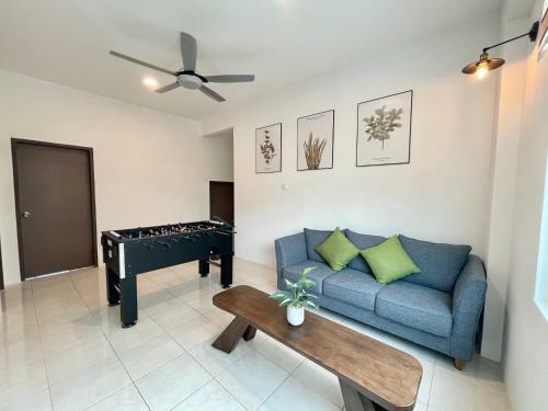 A Spacious 7br Home With Private Swimming Pool In Langkawi