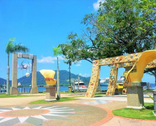 Dindings Pantai Desair Apartment By Dpd