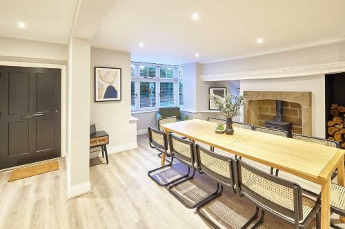 Host & Stay- Graham House