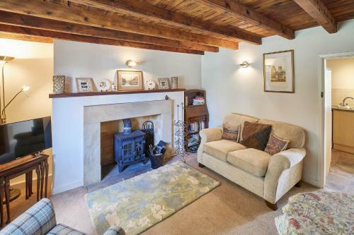 Host & Stay - Grange Cottage