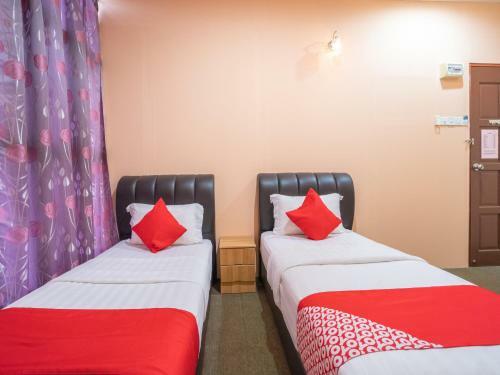 Oyo 89328 Sz Hotel