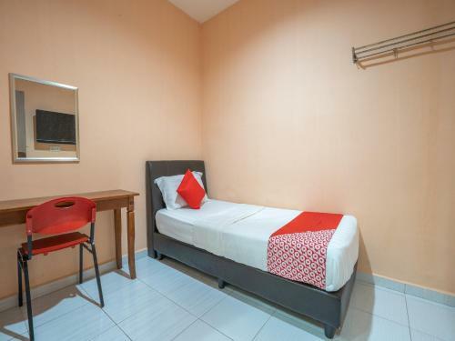 Oyo 89328 Sz Hotel