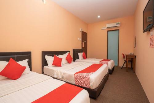 Oyo 89328 Sz Hotel
