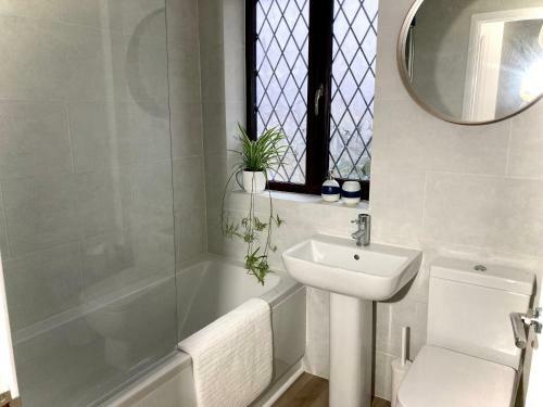 Willow Cottage- Boscastle, Perfect For 2 Or 4!