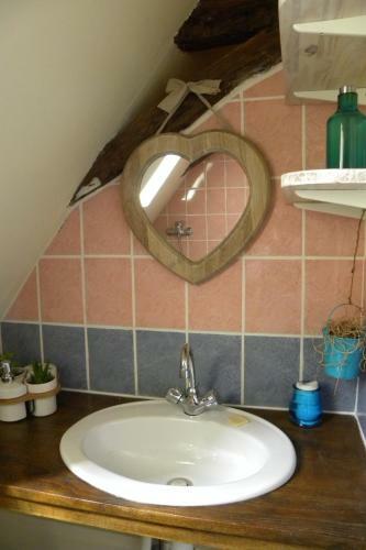 Hostal Chambres D'h�tes - Sur Le Chemin Des Sens