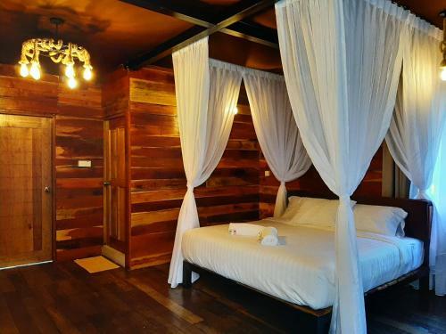 Lodge Utan Teluk Nipah