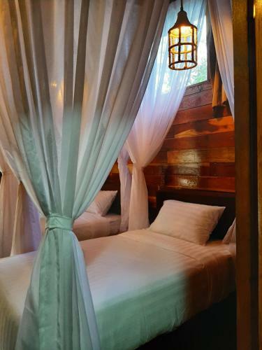 Lodge Utan Teluk Nipah