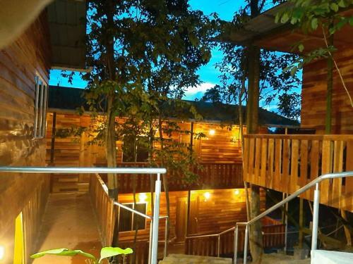 Lodge Utan Teluk Nipah