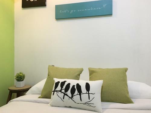 Albergue Check In Lodge