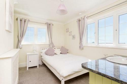 Windy Ridge Cottage - 5 Bedroom Holiday Home - Oxwich
