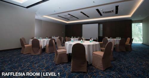 Astana Wing - Riverside Majestic Hotel