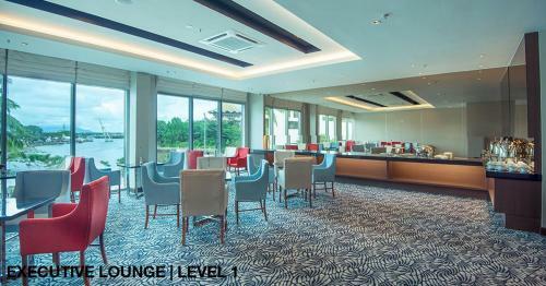 Astana Wing - Riverside Majestic Hotel