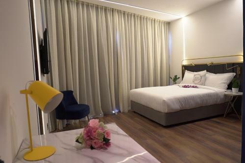 Regatta Suites Hotel At Kozi Square Kuching