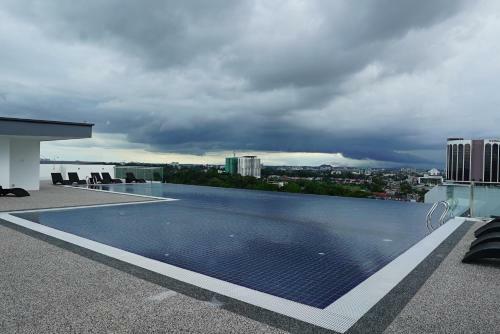 Regatta Suites Hotel At Kozi Square Kuching