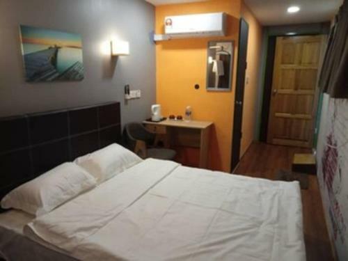 The Boxs Container Homestay