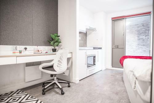 Student Only - Shared And Private Apartments In Coventry