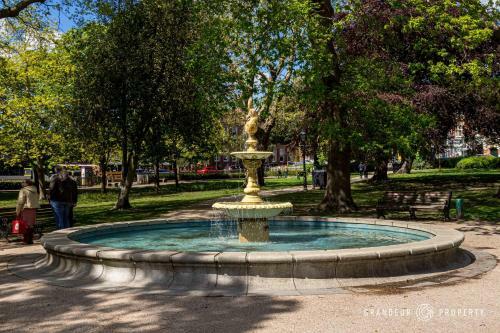 Apartamento Chic & Dreamy 2bed Apt With Parking