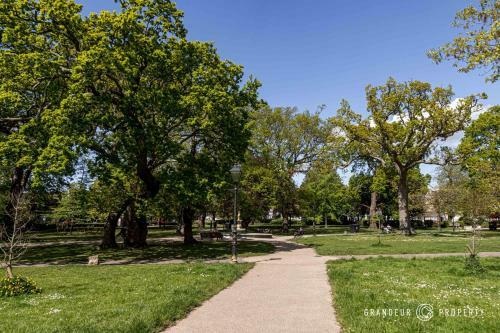 Apartamento Glamorous 2 Bed, Central Location, Scenic Views, Parking